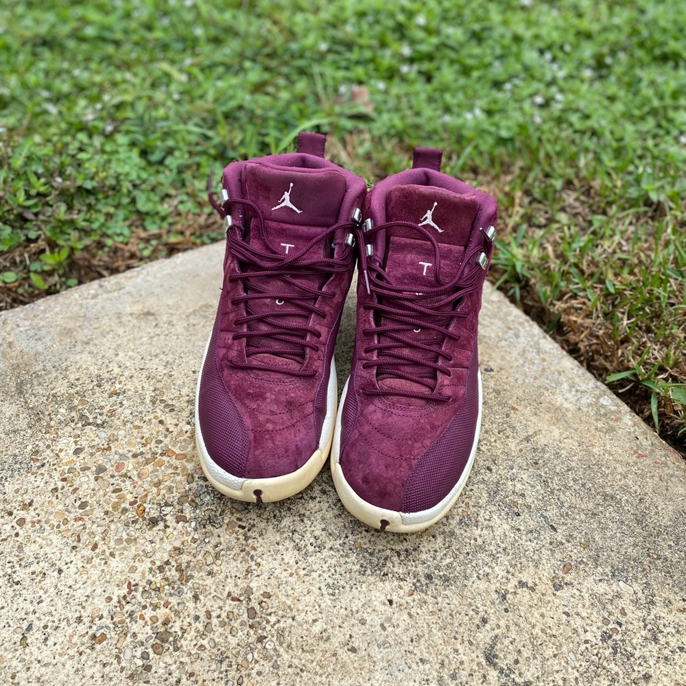 Jordan 12 Bordeaux